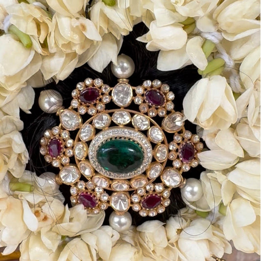 Jada billa  Jada kuppulu side brooch wedding accessories silver with 22k gold plated - SHABURIS
