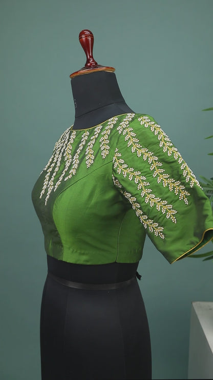 Maggam work Blouse for Saree – Green Blouse- Artisan Silk Blouse – Festive & Wedding Ethnic Wear