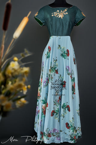 Indian Designerwear,Indian Designer Long Frock,Indian Dress for women,Indian Stitched Dress for Women,Latest Indian Partywear Dress Duppatta