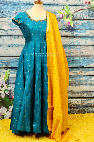 Indian Designerwear,Indian Designer Long Frock,Indian Dress for women,Indian Stitched Dress for Women,Latest Indian Partywear Dress Duppatta