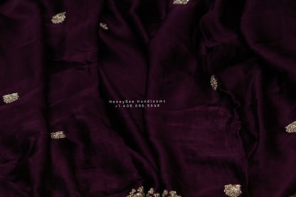 Velvet blouse,zardhosi work,fancy saree,two color saree,flowy saree,lyte weight saree,cocktail saree,wine color saree,onion pink saree blous