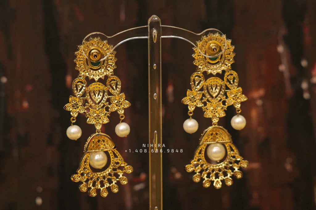 7 Best Bridal Heavy Gold Jhumka Design In 2023