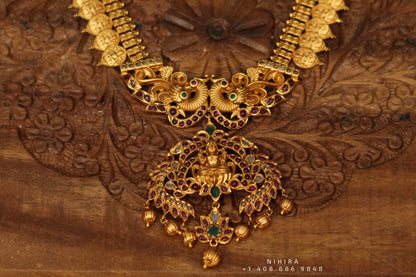 Indian Temple Jewelry Lordess Lakshmi Devi Antique Jewelry - kasumala kasuharam Lakshmi kasumala temple jewelry traditional jewelry Lordess