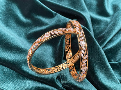 Diamond bangle,stone bangle,artificial jewelry,gift bangle,wedding jewelry,sabyasachi jewelry inspired,high end jewelry,fashion jewelry