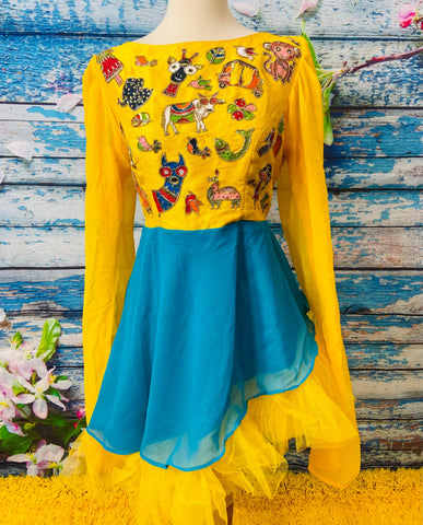 Teen Gown | indian kids dress | indian ethnic wear for kids | Indian kids traditional wear | Banarasi | Kanchi| Kalamkari | Patola |Bandhini