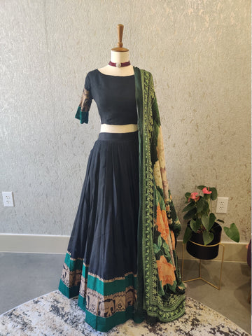 Half Saree Kids Lehenga choli Narayanpet pattu Lehenga Lyte weight Lehenga Soft fabric Lehenga Indian Wedding outfit Indian Halfsaree